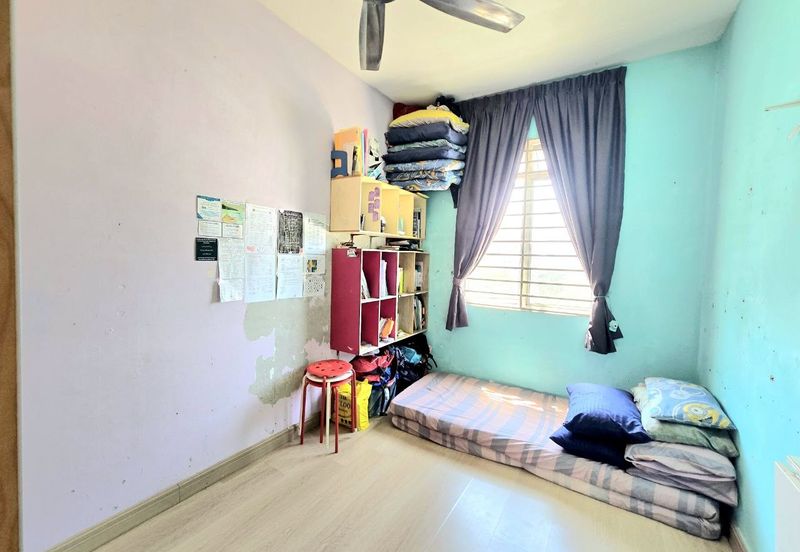 Pr1ma Apartment @ Precint 11