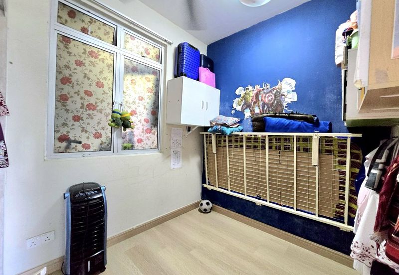 Pr1ma Apartment @ Precint 11