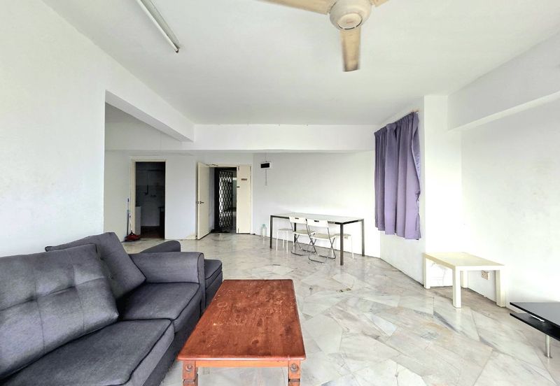 Le Jardine Condominium