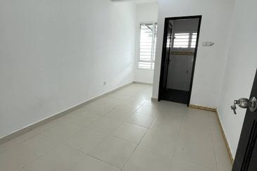 Taman Desa Saujana Langat