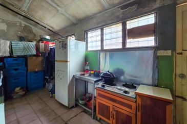 Lorong Mahkota Impian 2/22A