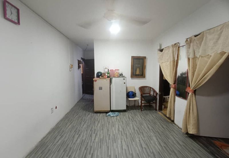 Flat PKNS AU3 (Blok 7 - 15)