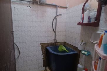 Flat PKNS AU3 (Blok 7 - 15)