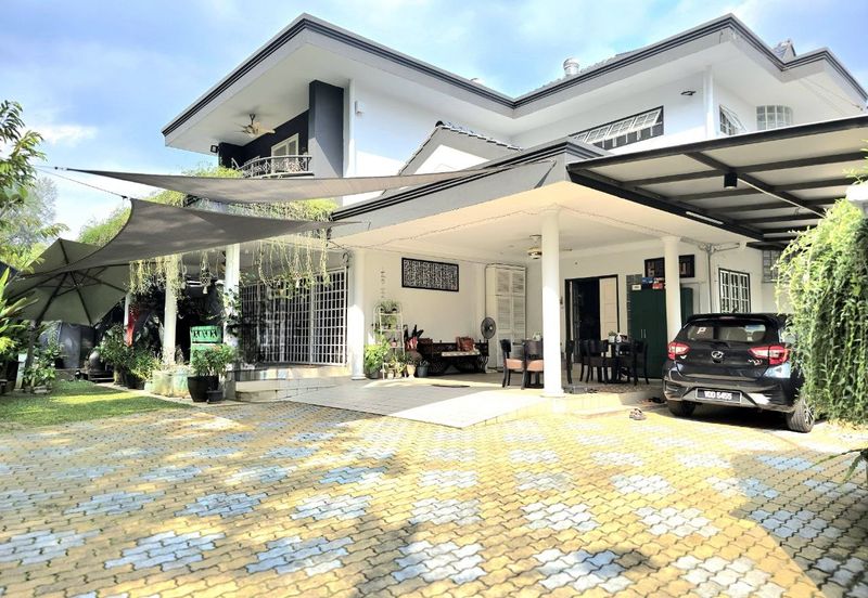 Jalan Kolam Air Lama B