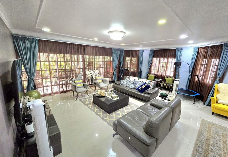 Jalan Kolam Air Lama B