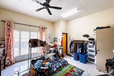 Seksyen 32, Shah Alam