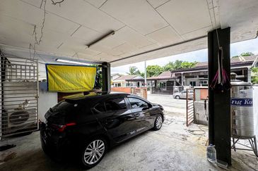 Seksyen 32, Shah Alam