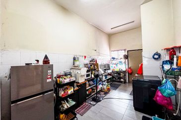 Seksyen 32, Shah Alam