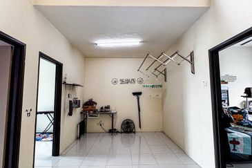 Seksyen 32, Shah Alam