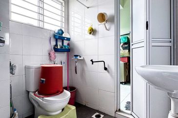 Seksyen 32, Shah Alam