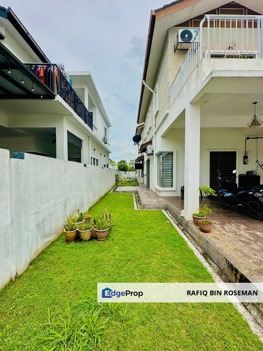Semi D Cluster Double Storey Taman Desiran Bayu Puchong, Selangor, Puchong