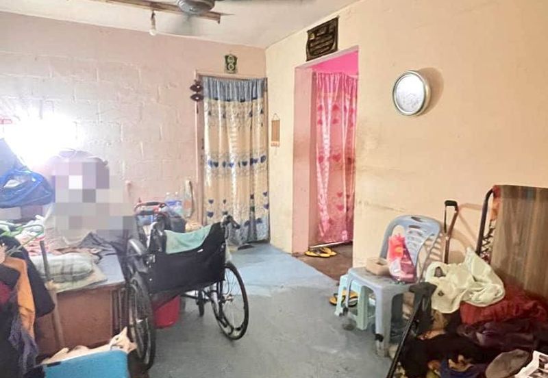 Flat Pandan Jaya Blok L13