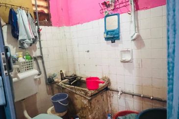 Flat Pandan Jaya Blok L13