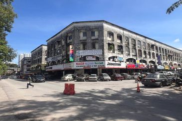 Flat Pandan Jaya Blok L13