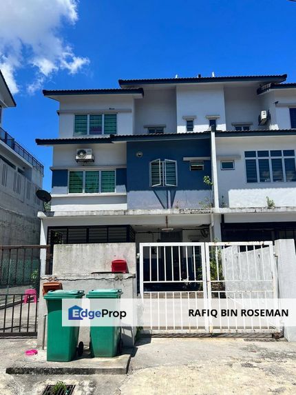 Townhouse Duplex Taman Kantan Permai Kajang, Selangor, Kajang
