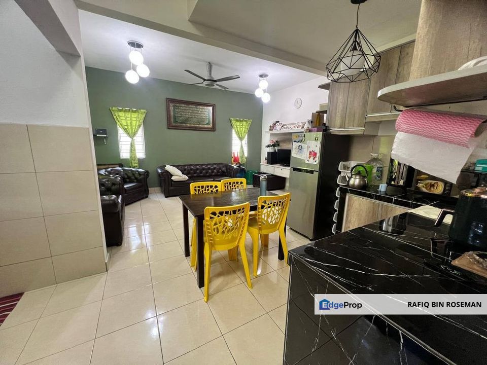 Townhouse Duplex Taman Kantan Permai Kajang, Selangor, Kajang