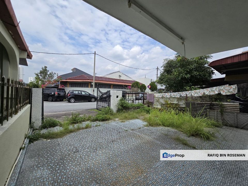 Single Storey Jalan Wira Taman Maluri Cheras Kuala Lumpur, Kuala Lumpur, Cheras