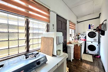 Lorong Cakera Purnama 12/13