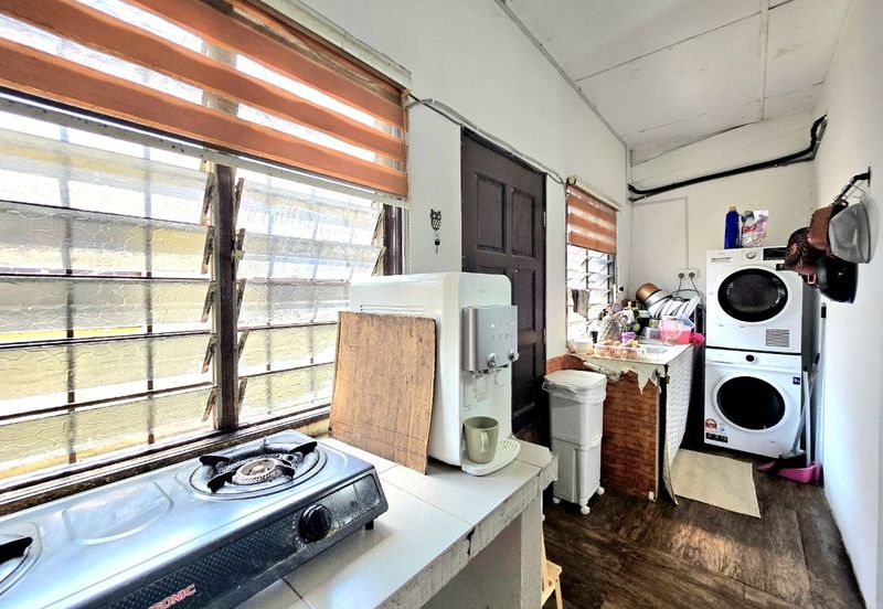 Lorong Cakera Purnama 12/13