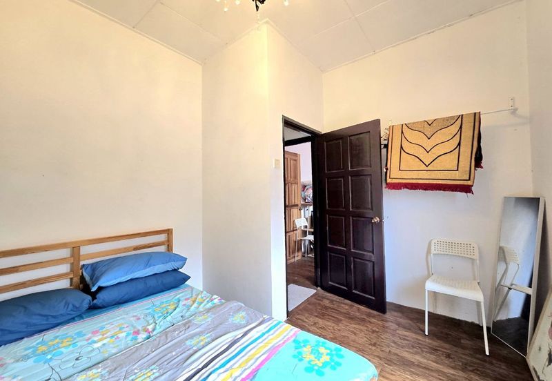 Lorong Cakera Purnama 12/13