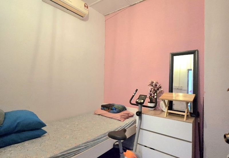 Lorong Cakera Purnama 12/13