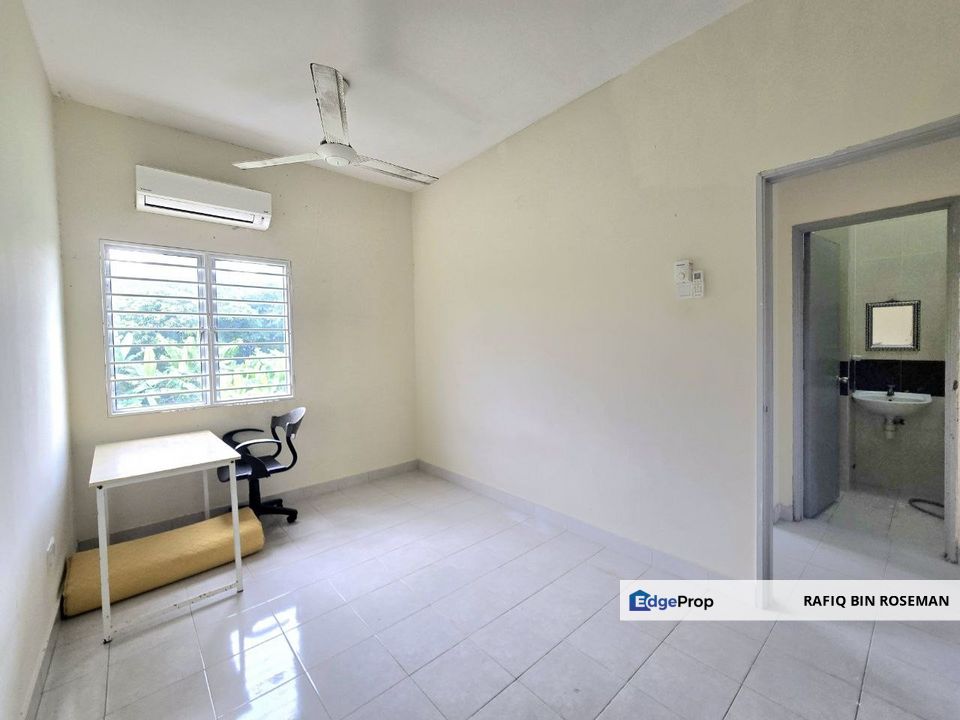 Double Storey Kemuning Greenhills 3 Bukit Rimau Seksyen 32 Shah Alam, Selangor, Shah Alam