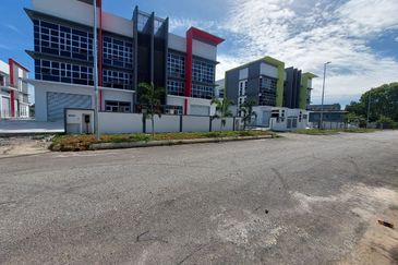 Perdana Industrial Park