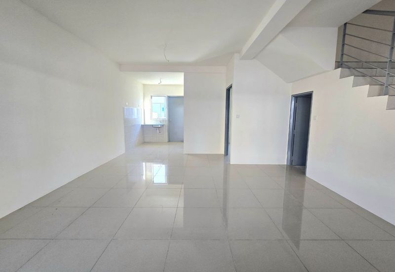 Persiaran Puncak Alam 1 