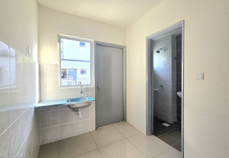 Persiaran Puncak Alam 1 