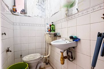 Astana Alam Apartment