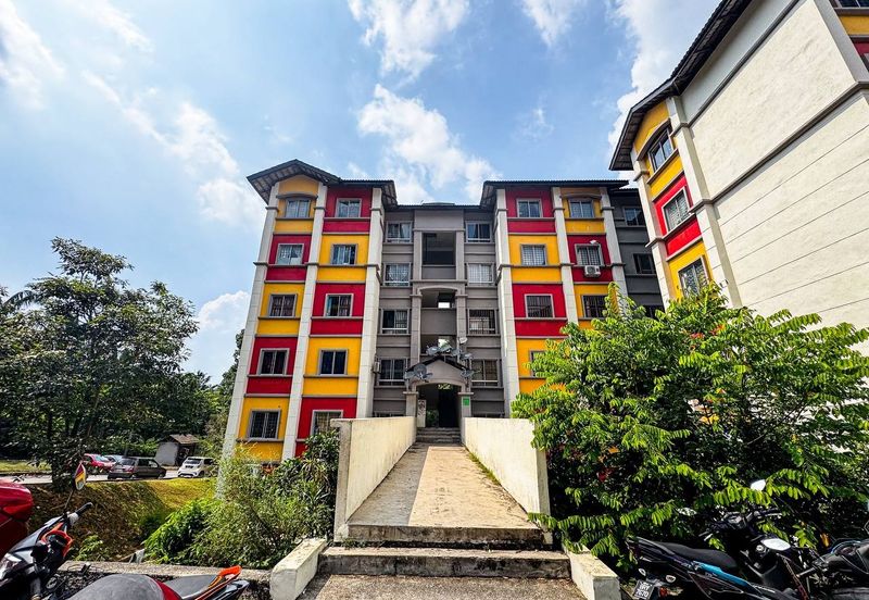 Astana Alam Apartment