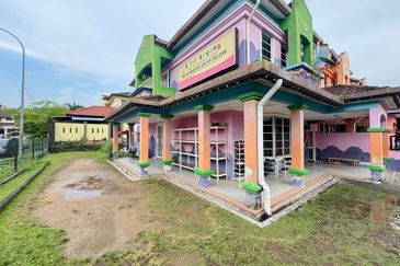 Bandar Tun Hussein Onn