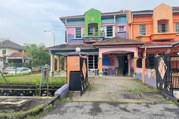 Bandar Tun Hussein Onn