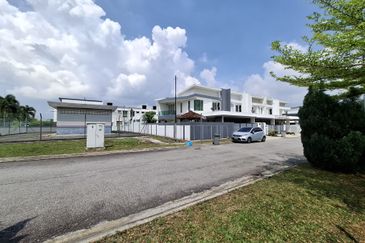 HIJAYU 1, Bandar Sri Sendayan