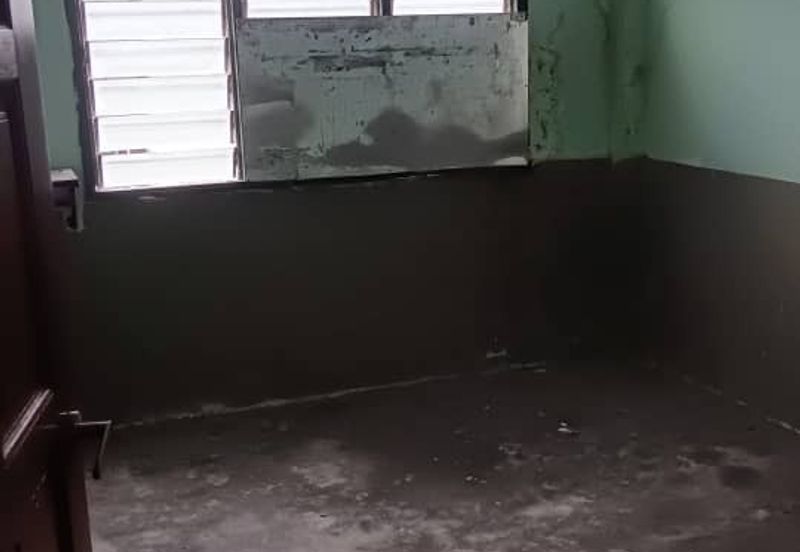 Wawasan Low Cost Flat