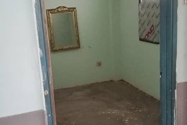 Wawasan Low Cost Flat