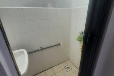 Bandar Tasik Selatan Low Cost Flat