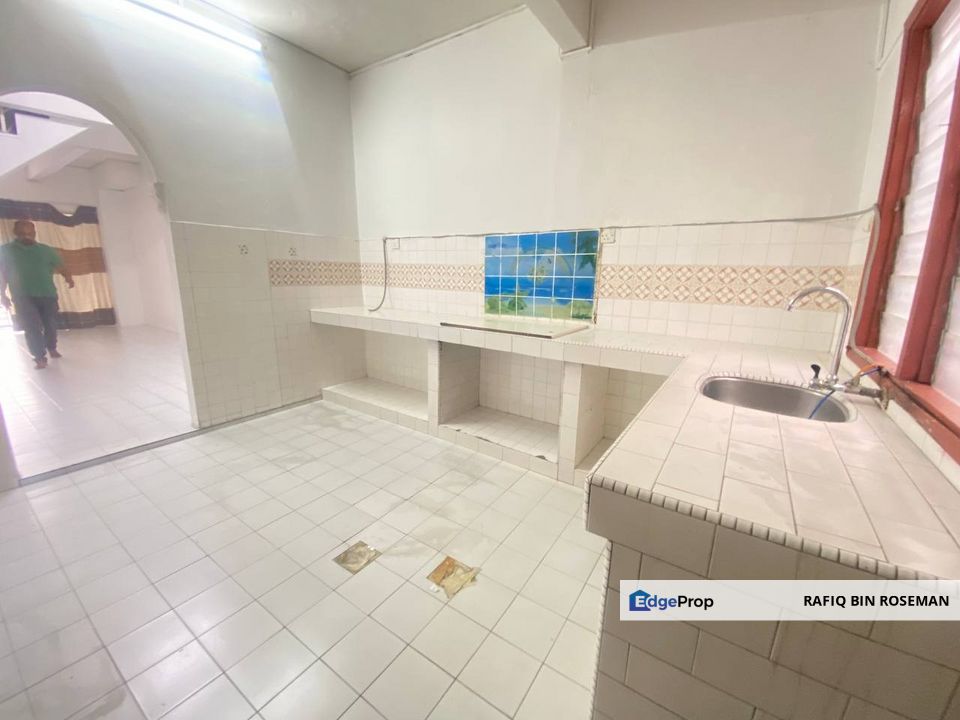 Double Storey Taman Sri Gombak Fasa 10, Selangor, Batu Caves 