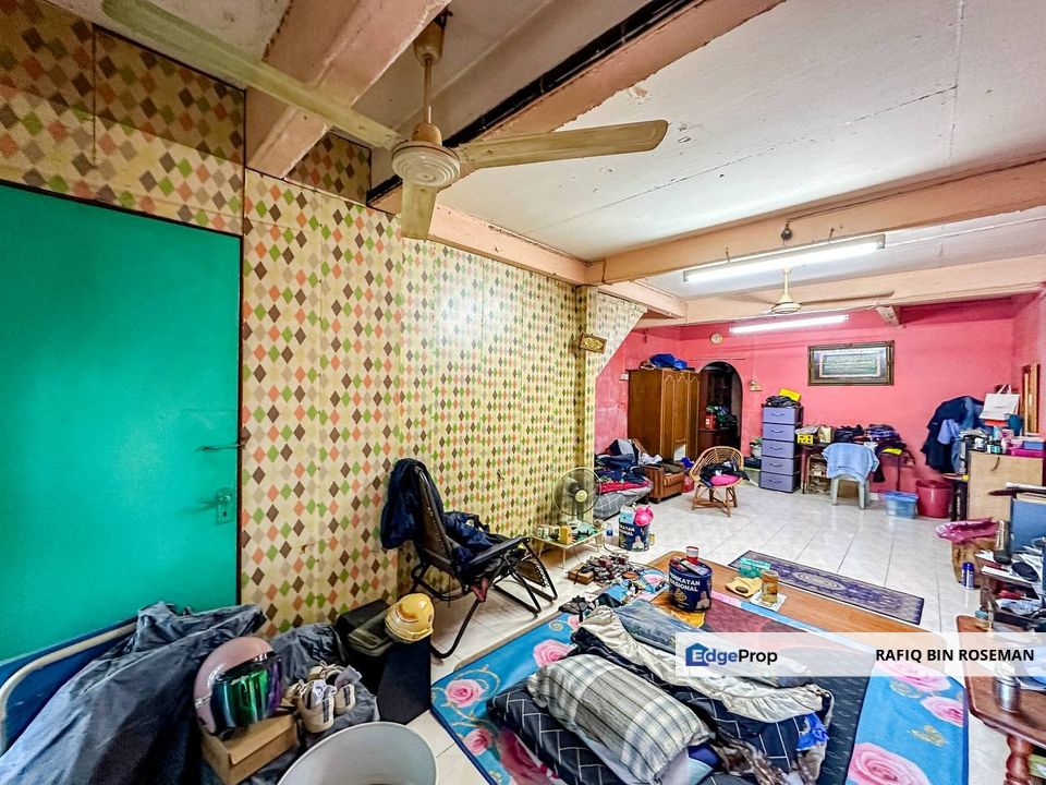 Double Storey Kampung Melayu Ampang, Selangor, Ampang