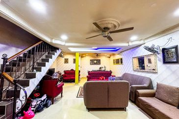 Lorong Cakera Purnama 12/13