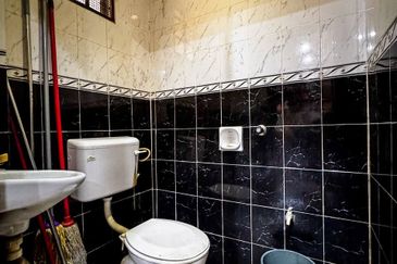 Lorong Cakera Purnama 12/13