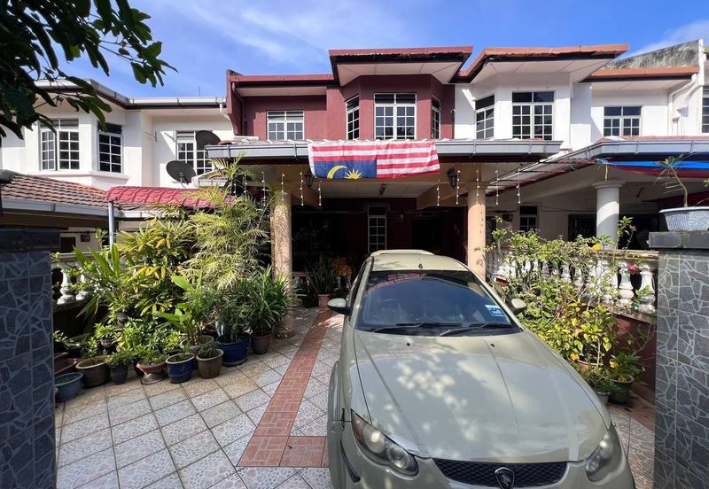 Taman Mawar, Bandar Baru Salak Tinggi