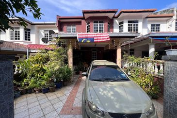 Taman Mawar, Bandar Baru Salak Tinggi