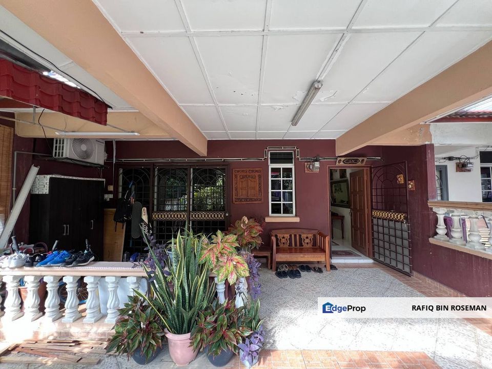 Facing Open Double Storey Taman Mawar 2 Bandar Baru Salak Tinggi , Selangor, Sepang