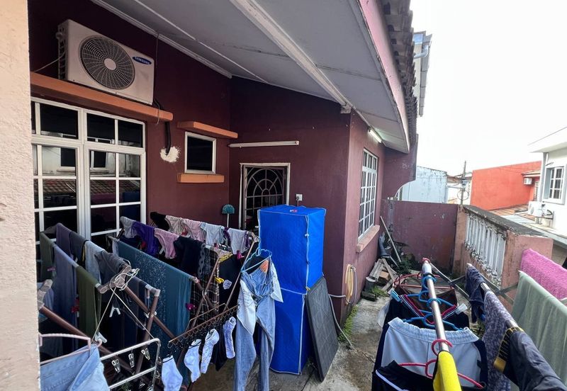 Taman Mawar, Bandar Baru Salak Tinggi