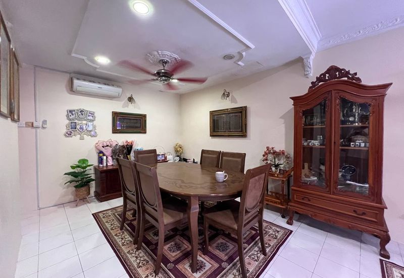 Taman Mawar, Bandar Baru Salak Tinggi