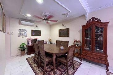 Taman Mawar, Bandar Baru Salak Tinggi