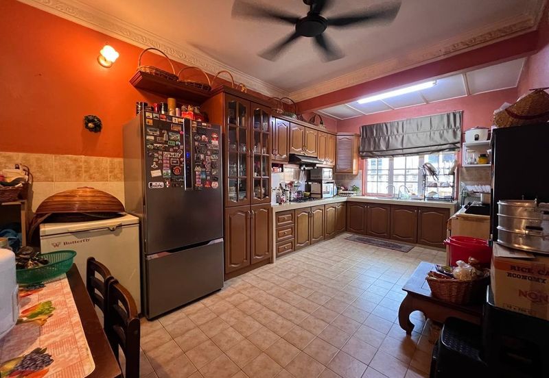 Taman Mawar, Bandar Baru Salak Tinggi