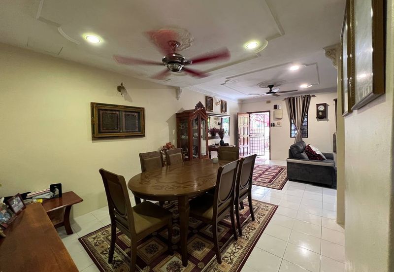 Taman Mawar, Bandar Baru Salak Tinggi