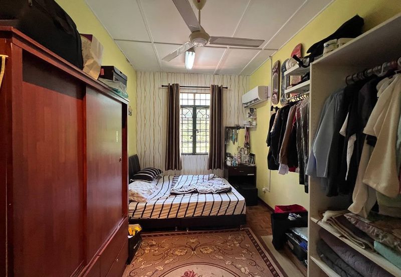 Taman Mawar, Bandar Baru Salak Tinggi